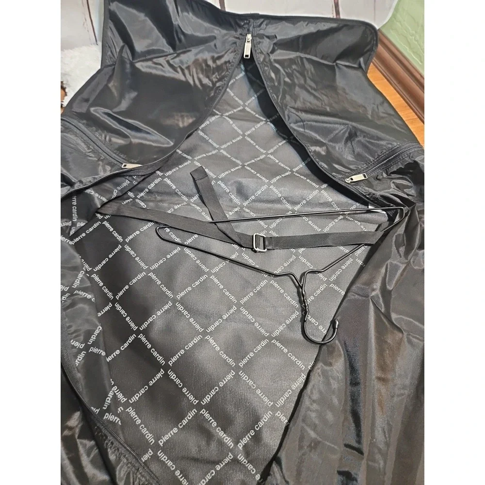 Pierre Cardin Black Garment Bag Hanging Travel Suit Carrier‎ NWT